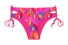 Charger l'image dans la galerie, Product Front: Rio De Sol Bas Bottom Flavors Madrid
