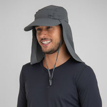 Charger l'image dans la galerie, Model Front: Uv Line Chapeau Legionnaire Cap Leg Atacama 2021 Masc Grey Upf50+

