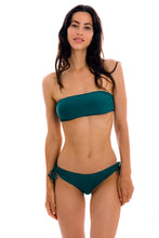 Charger l'image dans la galerie, Model Front: Rio De Sol Bas Bottom Uv-Galapagos Madrid
