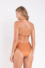 Charger l'image dans la galerie, Model Back: Rio De Sol Ensemble Set Nocciola Mila Hotpants
