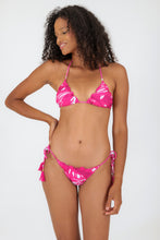 Charger l'image dans la galerie, Model Front: Rio De Sol Bas Bottom Pink-Palms Frufru-Fio
