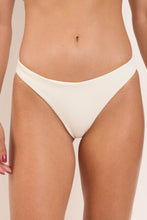 Charger l&#39;image dans la galerie, Bottom Sand-Chantilly Essential-Comfy
