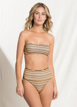 Charger l&#39;image dans la galerie, Irene Suzy Q Aloha
