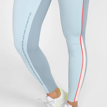 Charger l&#39;image dans la galerie, Legging Blackout Bio Recortes Cinza Lead
