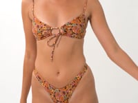 Charger et lire la vidéo dans la visionneuse de la Galerie, Video: Rio De Sol Haut Top Bouquet Mila
