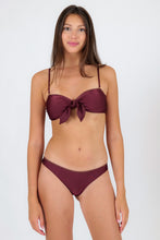 Charger l&#39;image dans la galerie, Model Front: Rio De Sol Bas Bottom Barolo Essential
