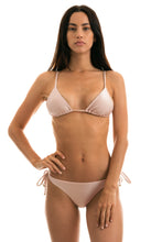 Charger l&#39;image dans la galerie, Model Front: Rio De Sol Bas Bottom Essence Invisible
