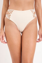 Charger l&#39;image dans la galerie, Gallery: Rio De Sol Bas Bottom Malibu-Natural High-Waist-Spin-Iris
