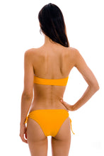 Charger l&#39;image dans la galerie, Model Back: Rio De Sol Bas Bottom Uv-Pequi Madrid
