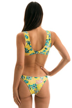 Charger l&#39;image dans la galerie, Model Back: Rio De Sol Ensemble Florescer Highleg

