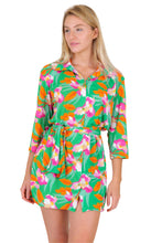 Charger l&#39;image dans la galerie, Model Front: Rio De Sol Vêtement De Plage Green Bloom Chemise
