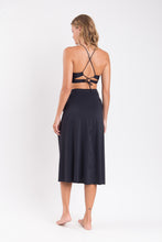 Charger l&#39;image dans la galerie, Model Back: Rio De Sol Jupe De Page Nero Long-Skirt-Knot
