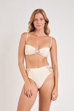 Charger l&#39;image dans la galerie, Image 05: Rio De Sol Ensemble Set Malibu-Natural Bandeau-Iris High-Waist-Spin-Iris
