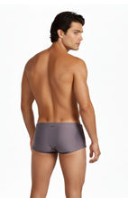 Charger l&#39;image dans la galerie, Model Back: Rio De Sol Sunga / Boxer Sunga Ferrugem
