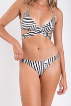 Charger l&#39;image dans la galerie, Image 09: Rio De Sol Haut Top Collage Kate
