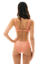 Charger l&#39;image dans la galerie, Model Back: Rio De Sol Une Pièce Trikini Ouro Rosa
