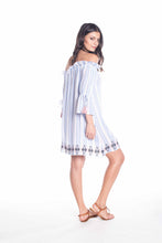 Charger l&#39;image dans la galerie, Model Back: Saha Vêtement De Plage Viento Blue Stripes
