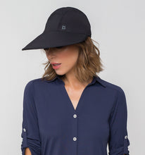 Charger l&#39;image dans la galerie, Model Front: Uv Line Casquette Capri Colors Preto
