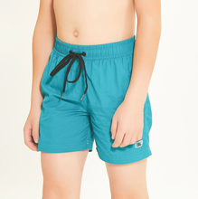 Charger l&#39;image dans la galerie, Image 03: Uv Line Maillot De Bain Garçon Short Aqua Lucca Petroleo Upf50+

