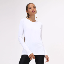 Charger l&#39;image dans la galerie, Model Front: Uv Line Fitness Haut Sport Fit Branco Fem
