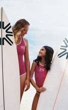 Charger l&#39;image dans la galerie, Image 05: Uv Line Une Pièce Fille Swimsuit Girl Marcela Fuchsia White Upf50+
